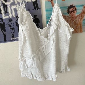 Layered white tank🐚